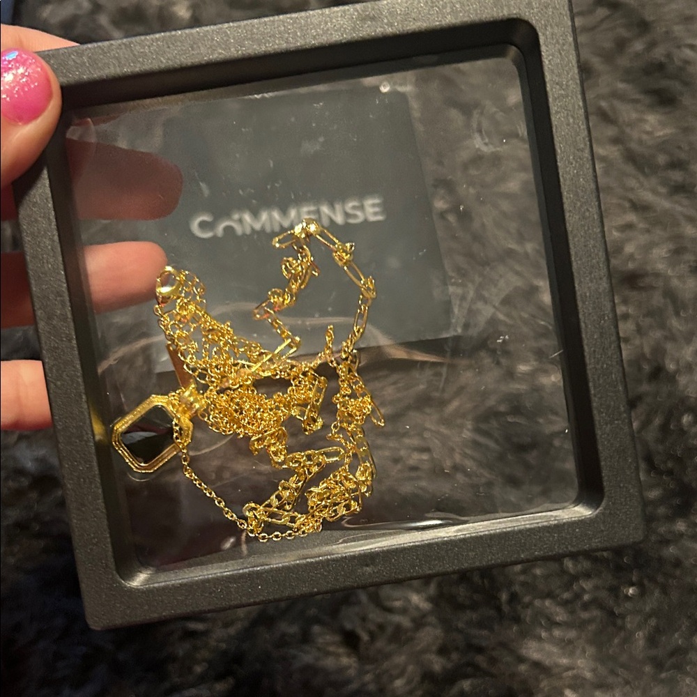 Commense Radiant Gold Necklace